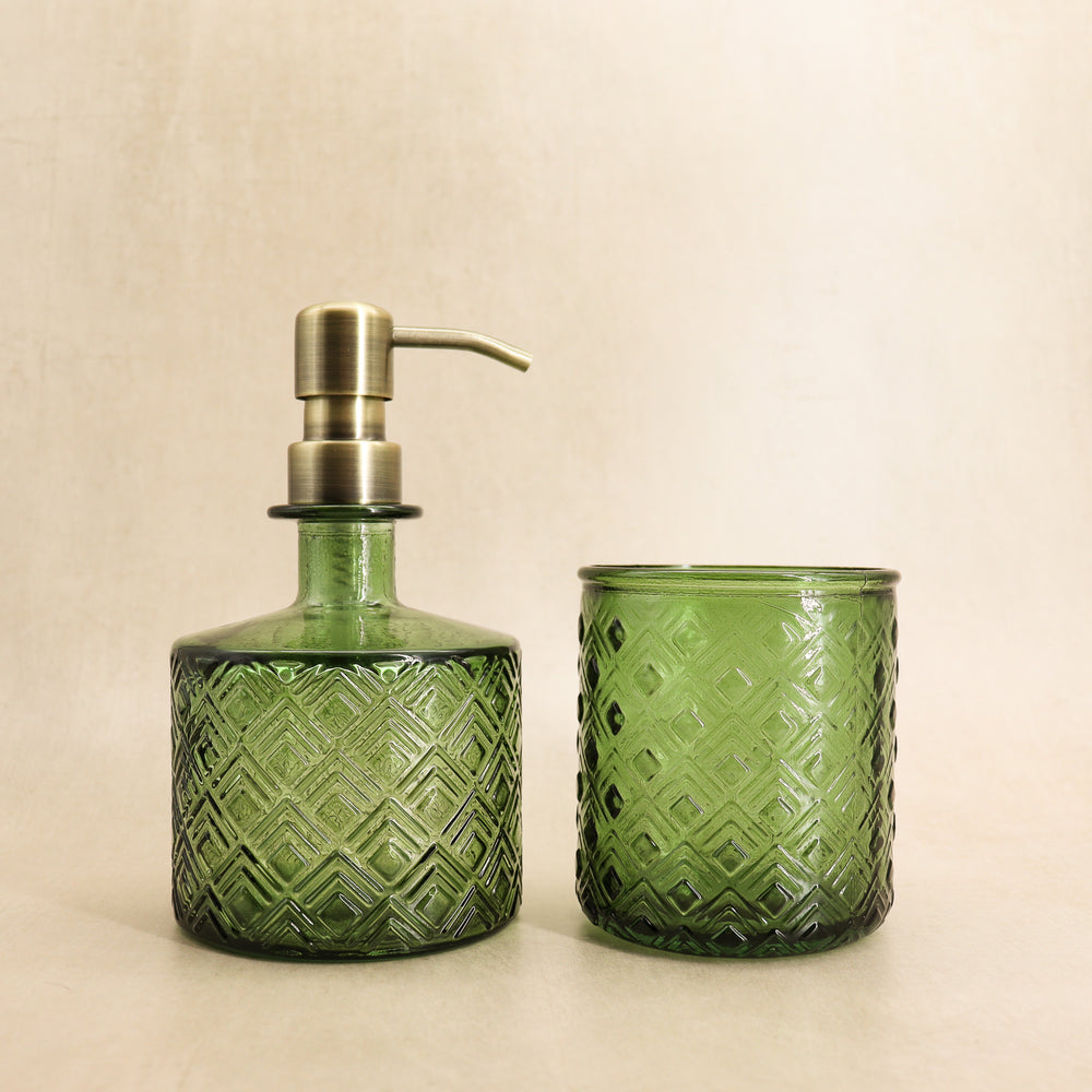 
                  
                    Recycled glass soap dispenser - emerald green
                  
                